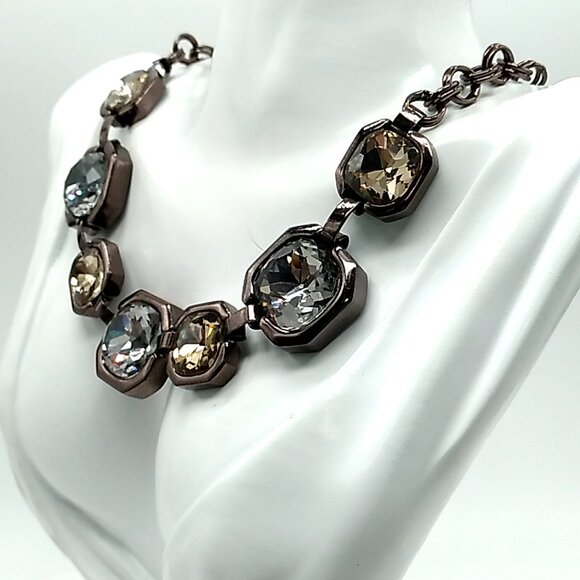 Dana Buchman Statement Necklace Faceted Octagon Crystals Gunmetal Chain NWOT - Picture 3 of 12